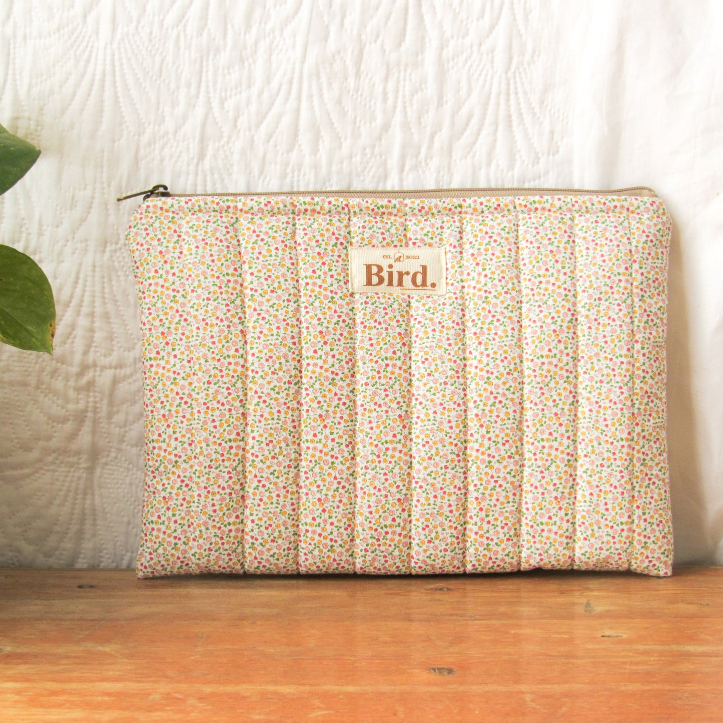 Daisy zipper pouch