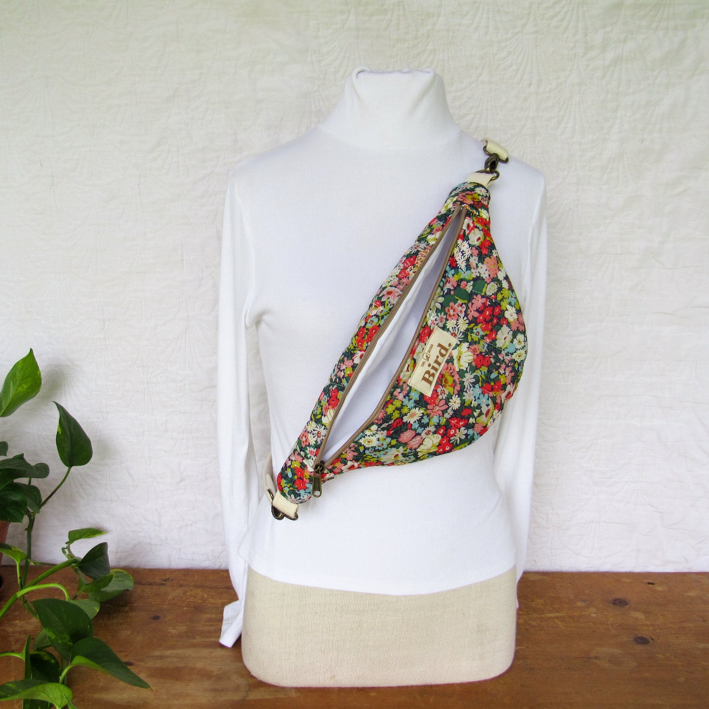 Meadow moonbag