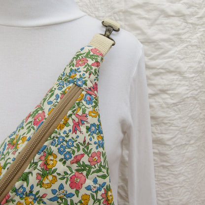Beatrice moonbag