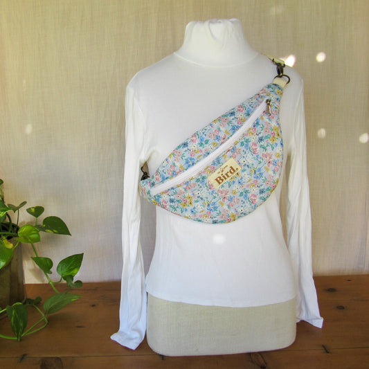 Antoinette moonbag