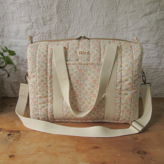 Coastal flowers quilted duffelbag