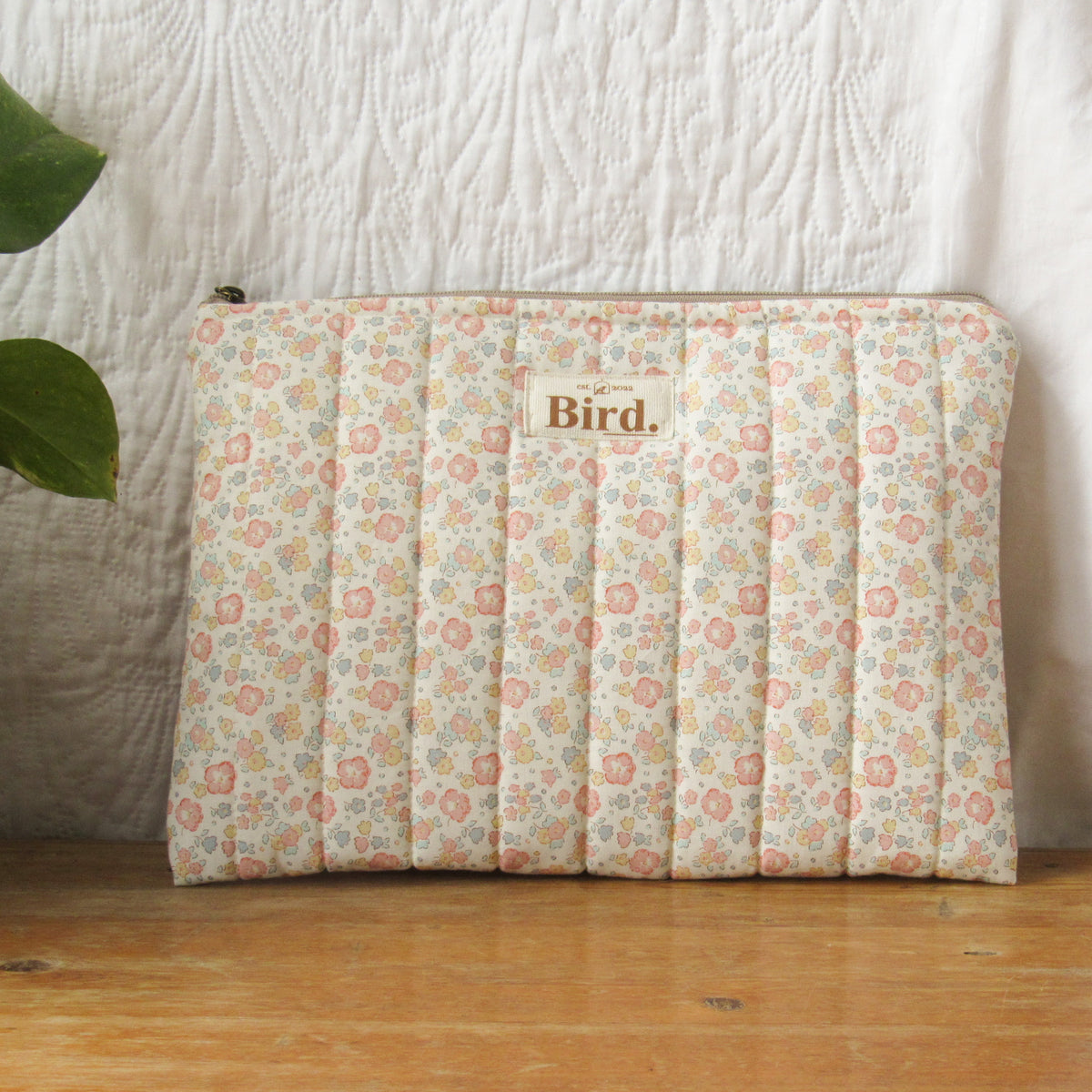 Coastal flowers zipper pouch