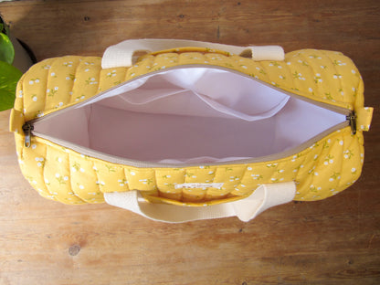 Buttercup quilted duffelbag