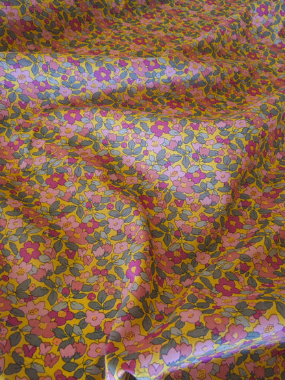 Pick-a-fabric moonbag
